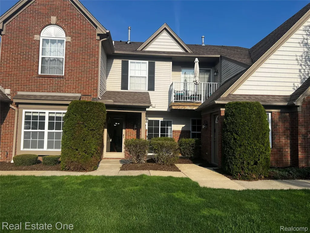 20656 Dunham Road Clinton Charter Township MI 48038