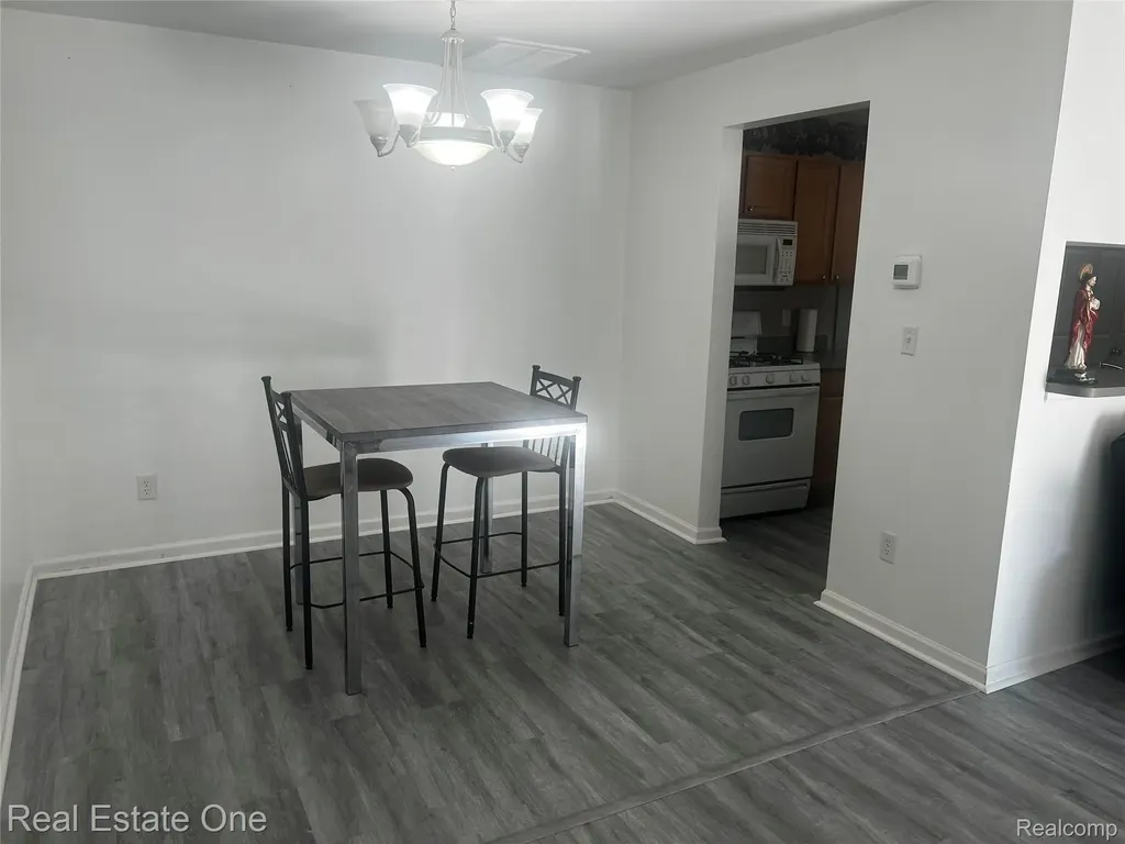20656 Dunham Road Clinton Charter Township MI 48038