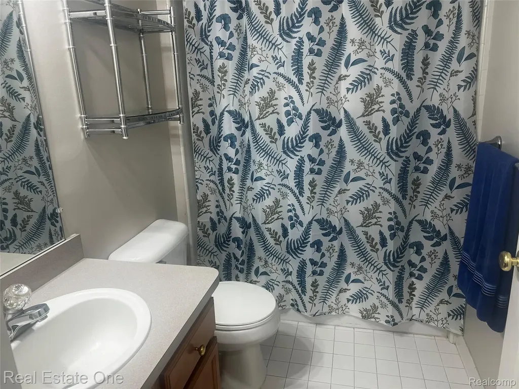 20656 Dunham Road Clinton Charter Township MI 48038
