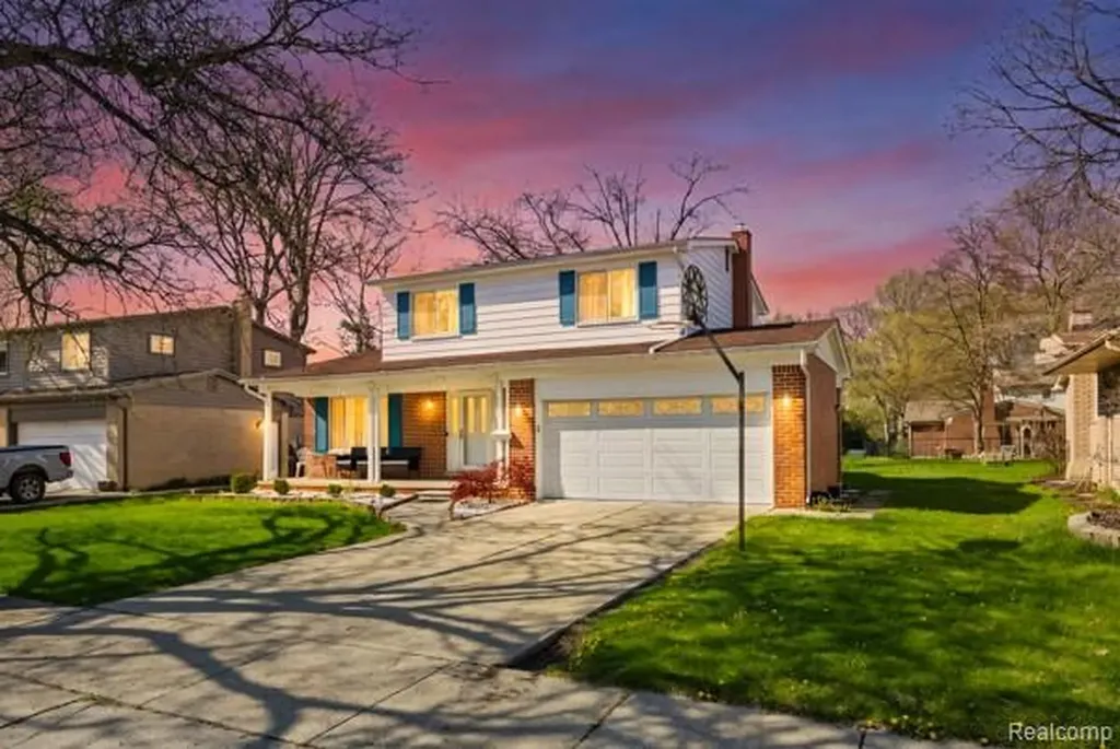 14018 Greentrees Street Riverview City MI 48193