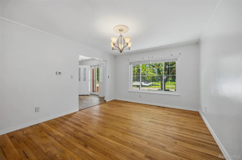 14018 Greentrees Street Riverview City MI 48193