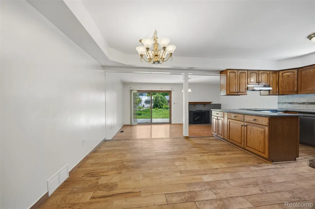14018 Greentrees Street Riverview City MI 48193