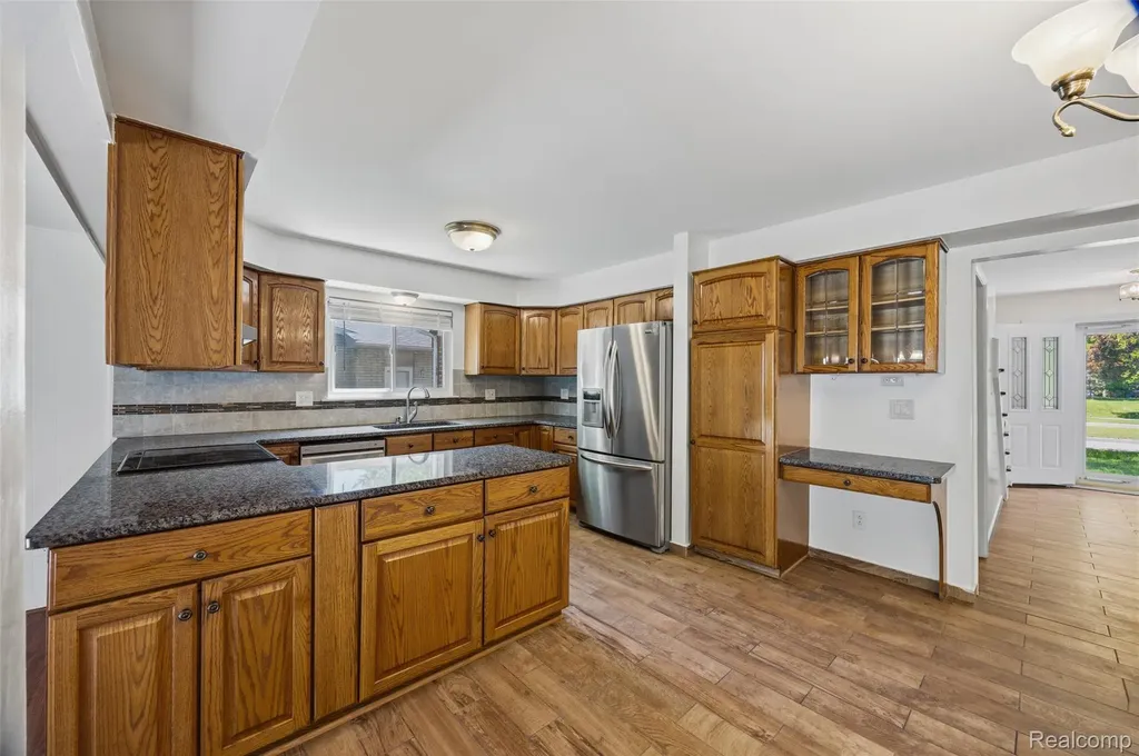 14018 Greentrees Street Riverview City MI 48193