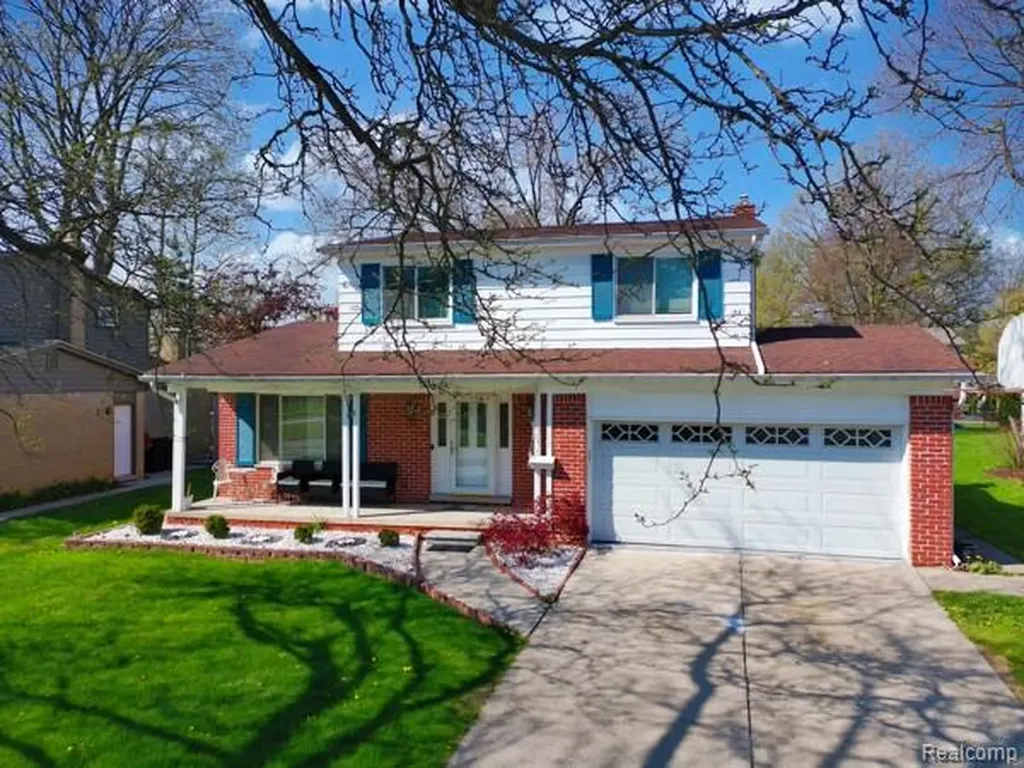 14018 Greentrees Street Riverview City MI 48193