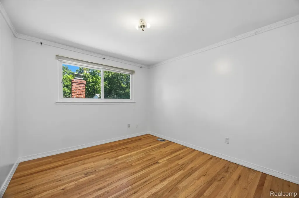 14018 Greentrees Street Riverview City MI 48193