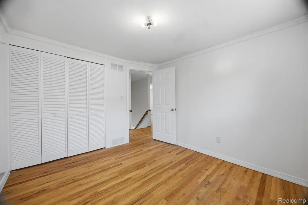 14018 Greentrees Street Riverview City MI 48193