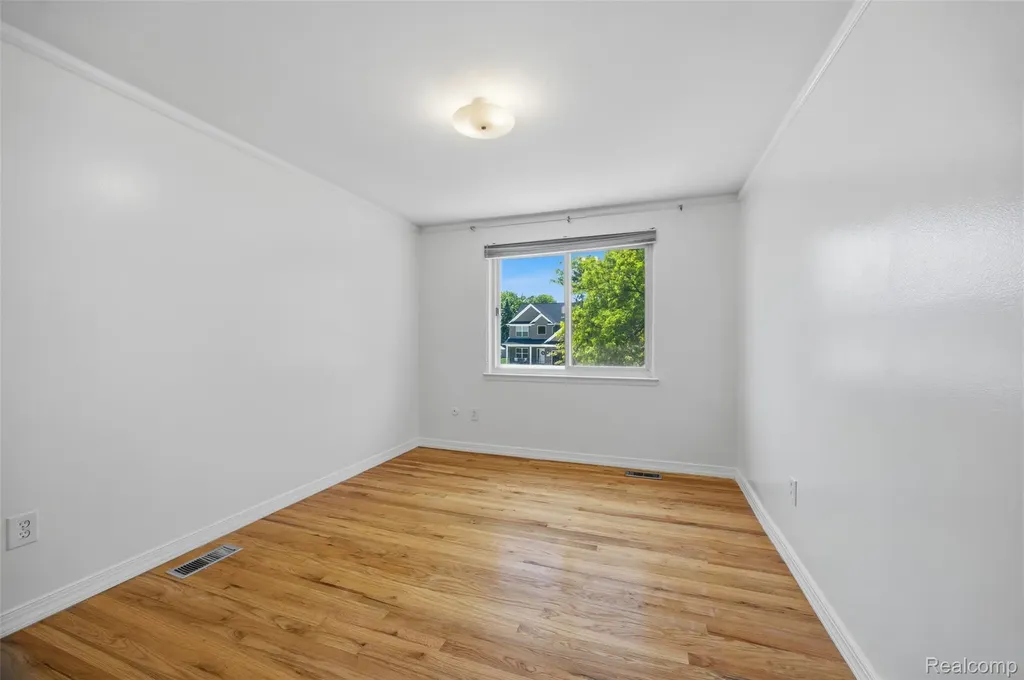 14018 Greentrees Street Riverview City MI 48193