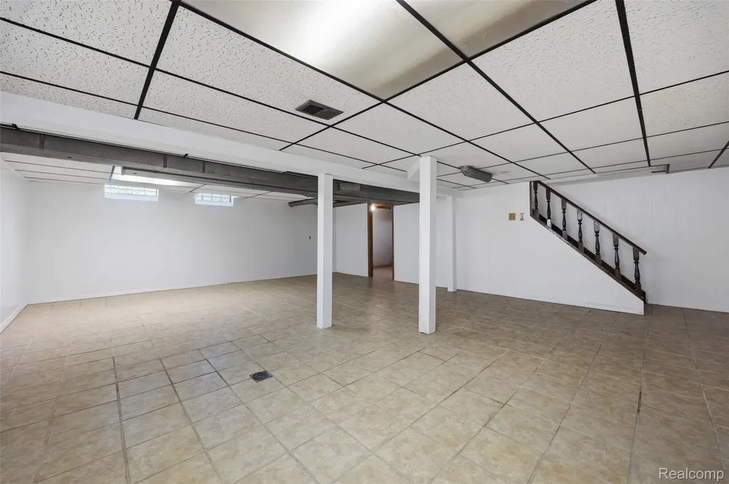14018 Greentrees Street Riverview City MI 48193