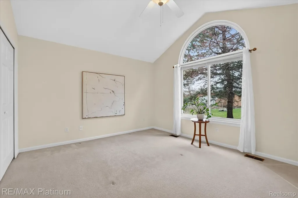 3341 Dewdrop Genoa Township MI 48843