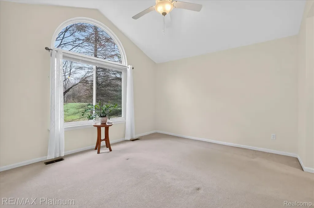 3341 Dewdrop Genoa Township MI 48843