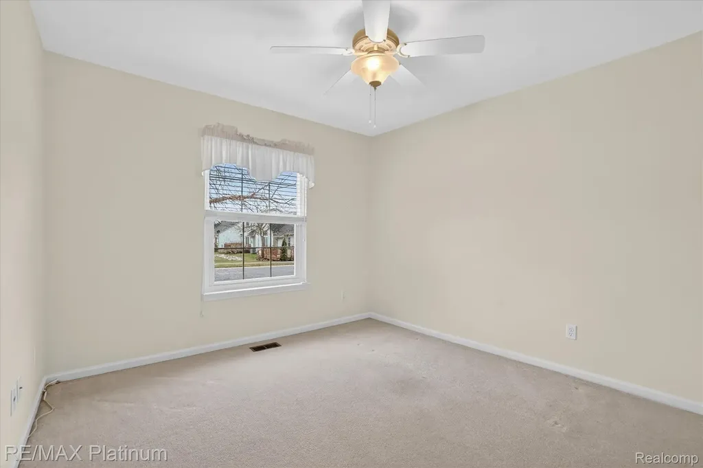 3341 Dewdrop Genoa Township MI 48843
