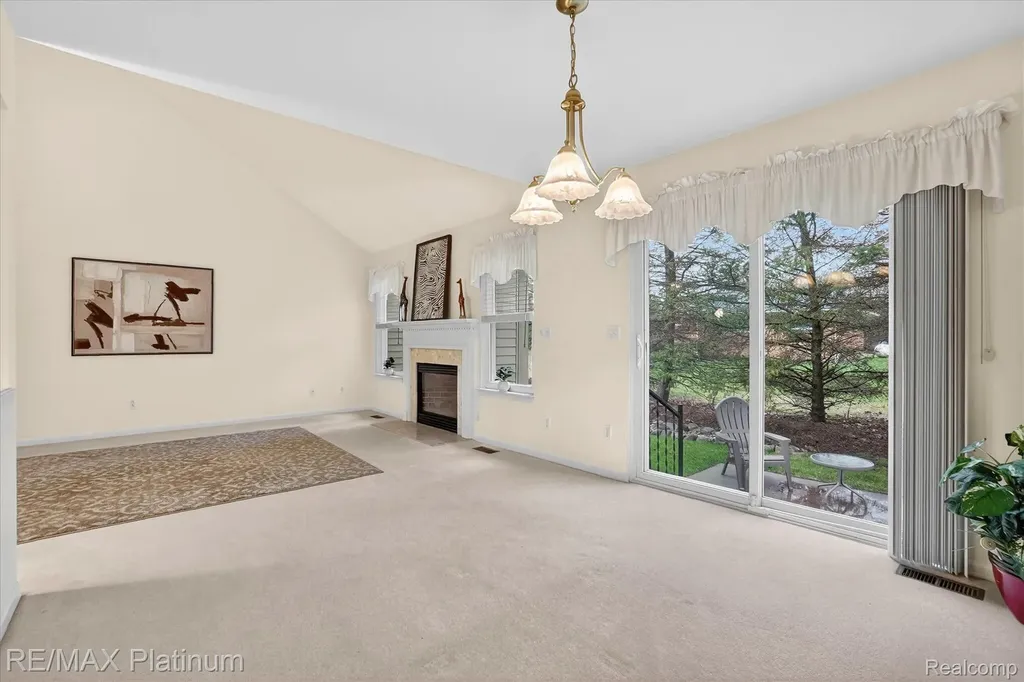 3341 Dewdrop Genoa Township MI 48843