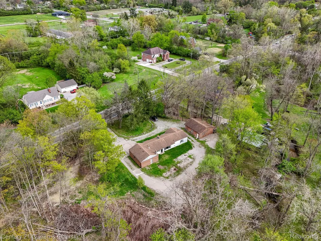 25205 Inkster Road Farmington Hills City MI 48336
