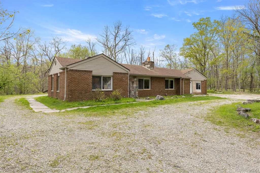 25205 Inkster Road Farmington Hills City MI 48336