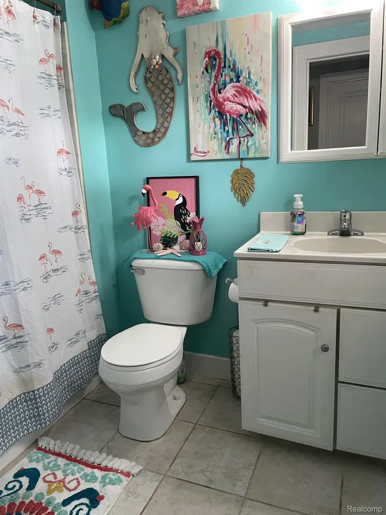 45236 Deshon Street Utica City MI 48317