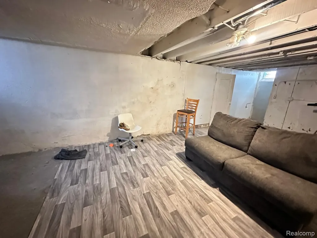 14901 Terry Street Detroit City MI 48227