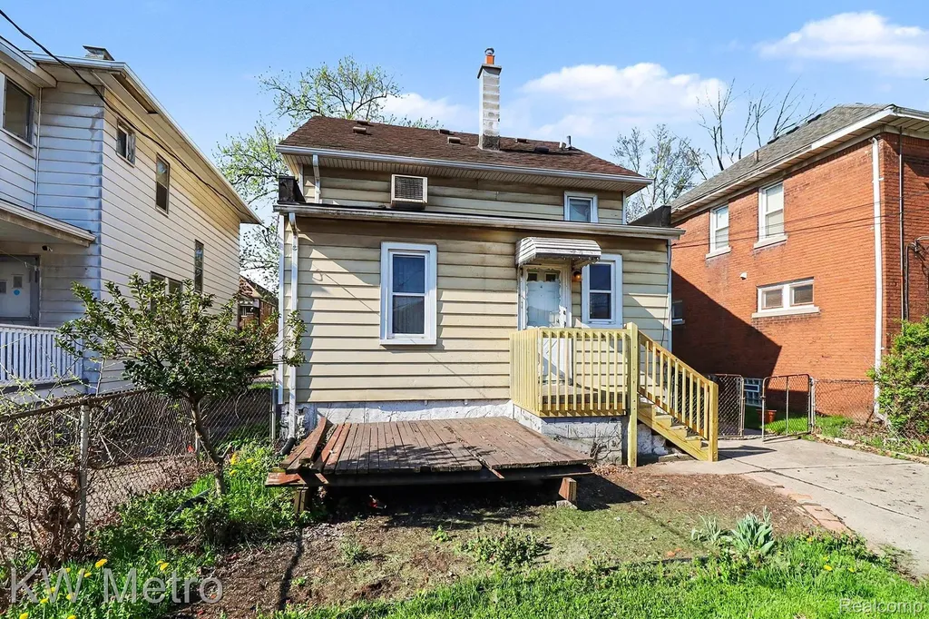 85 Walnut Street River Rouge City MI 48218