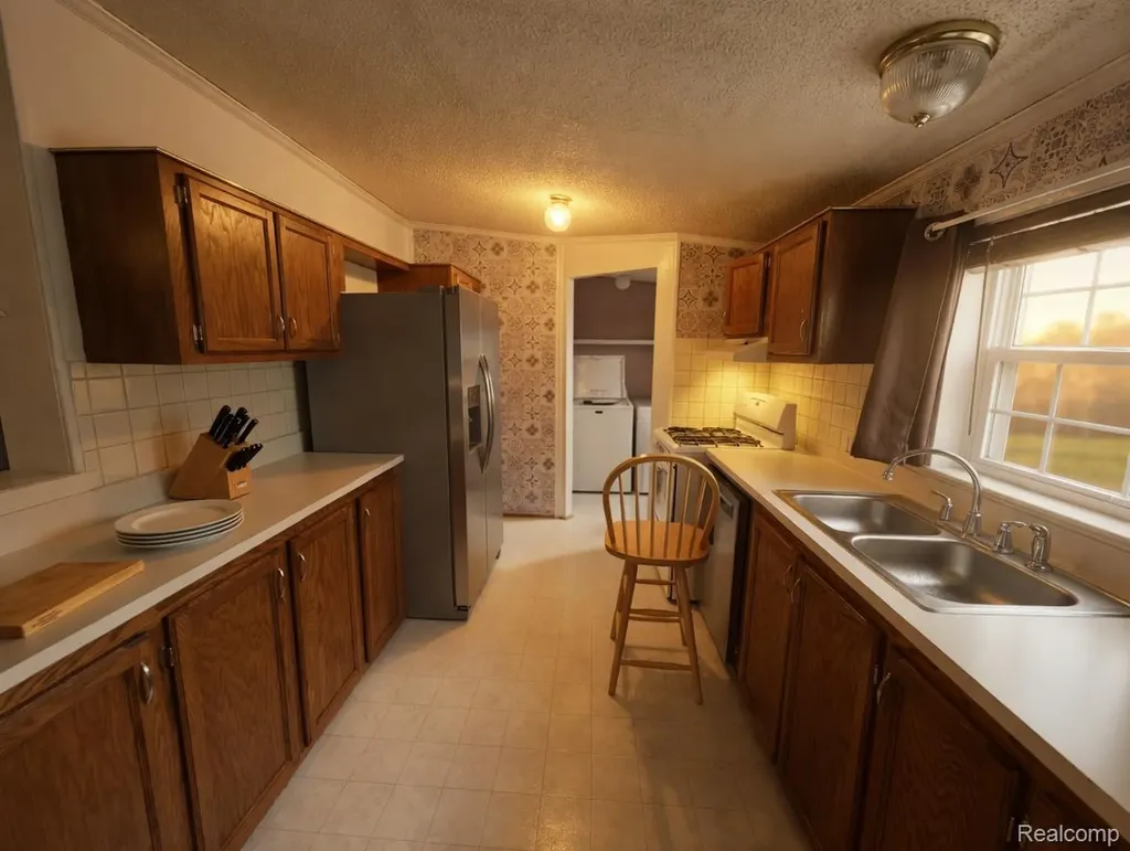 6988 Mckean Ypsilanti City MI 48197