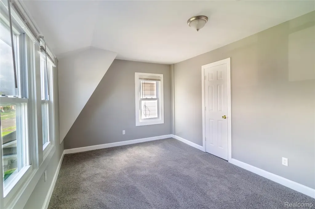 13135 Washburn Street Detroit City MI 48238