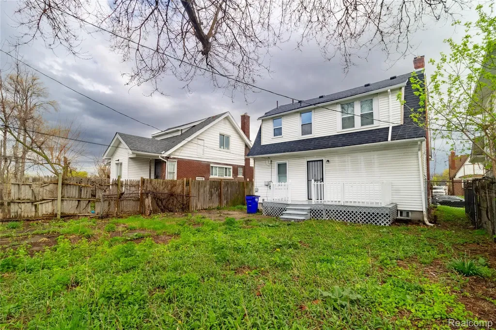 13135 Washburn Street Detroit City MI 48238