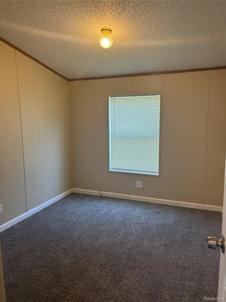 1478 Coachlight Lot 68 Flint City MI 48532