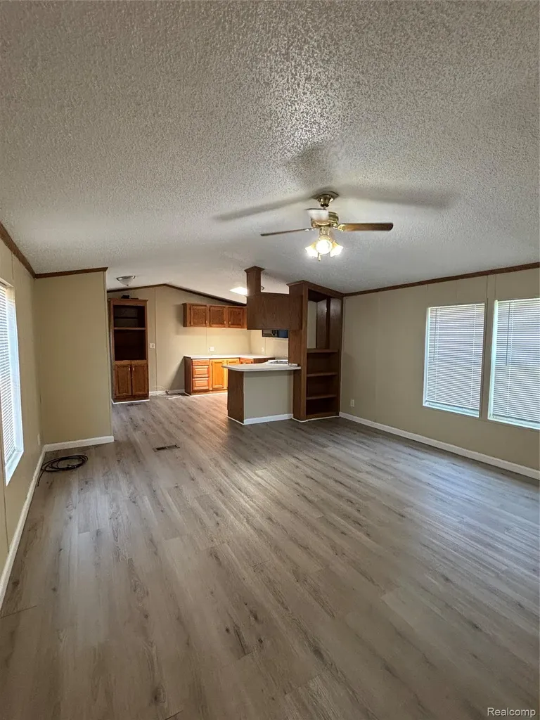 1478 Coachlight Lot 68 Flint City MI 48532