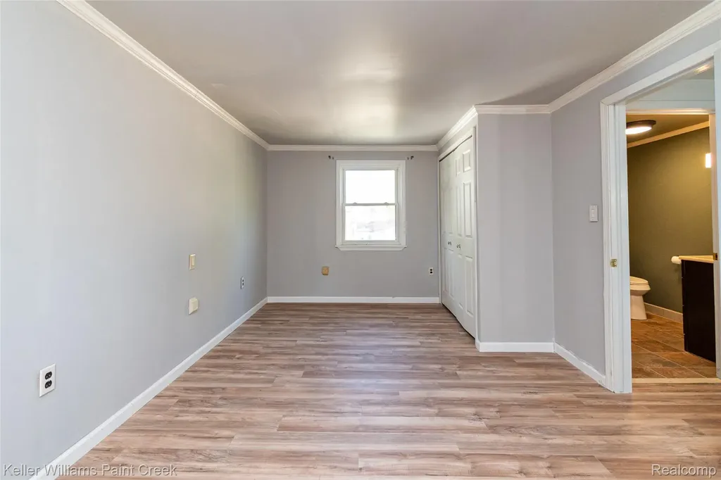 27425 Townley Street Madison Heights City MI 48071