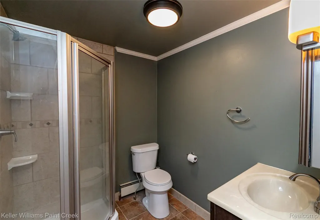 27425 Townley Street Madison Heights City MI 48071