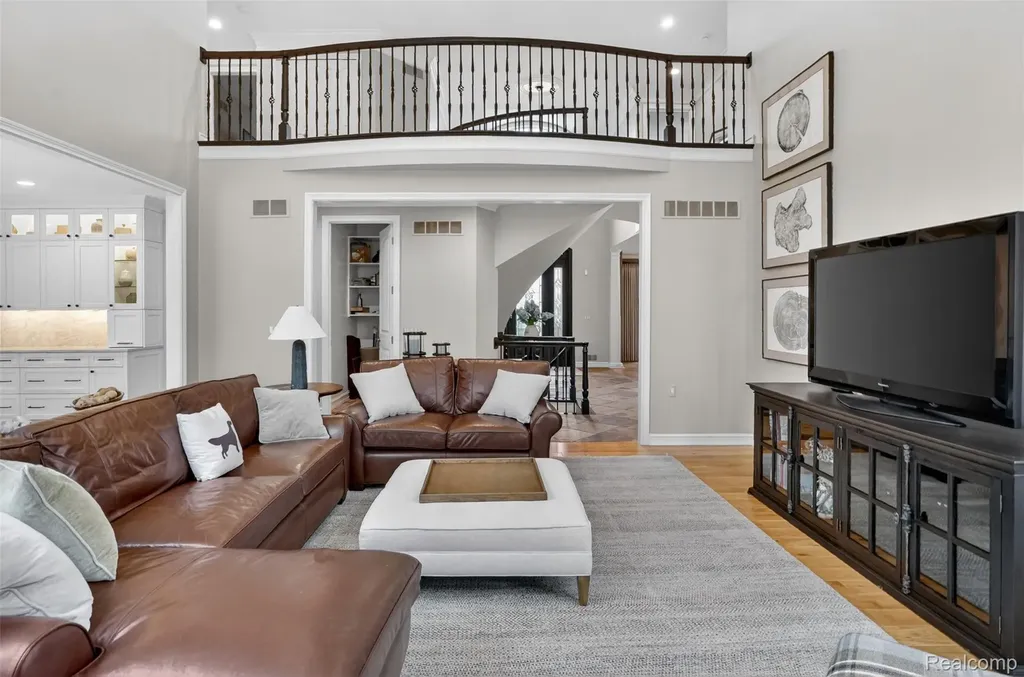 1867 Lincolnshire Drive Rochester Hills City MI 48309
