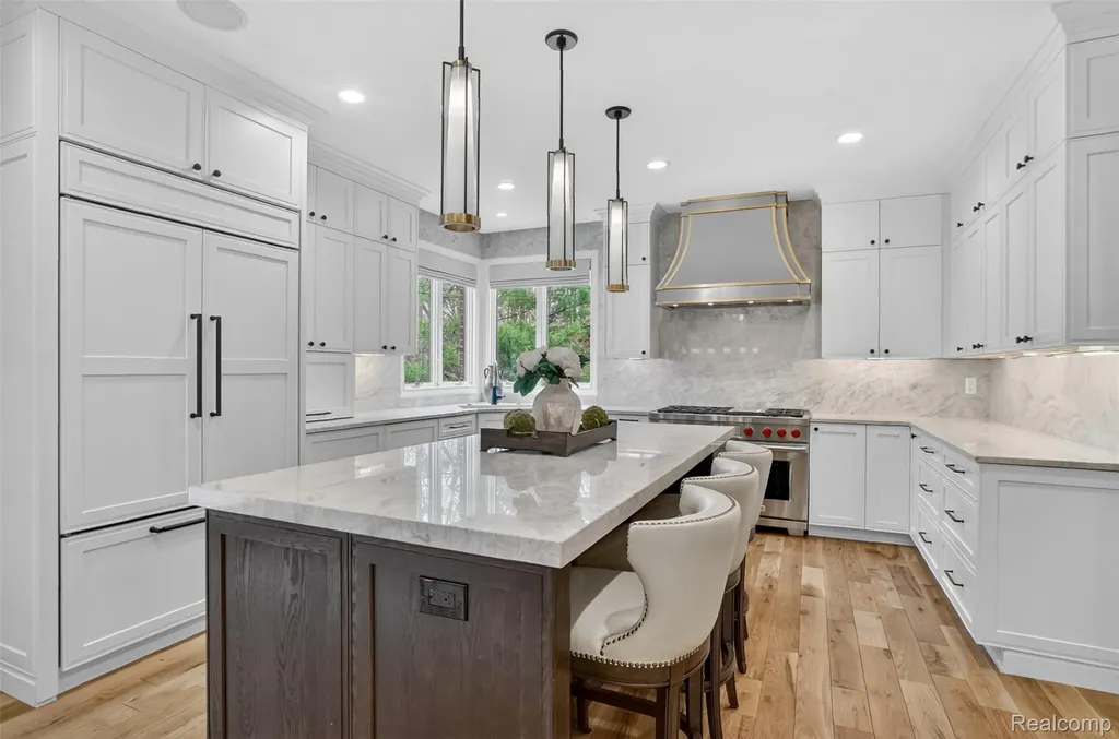1867 Lincolnshire Drive Rochester Hills City MI 48309