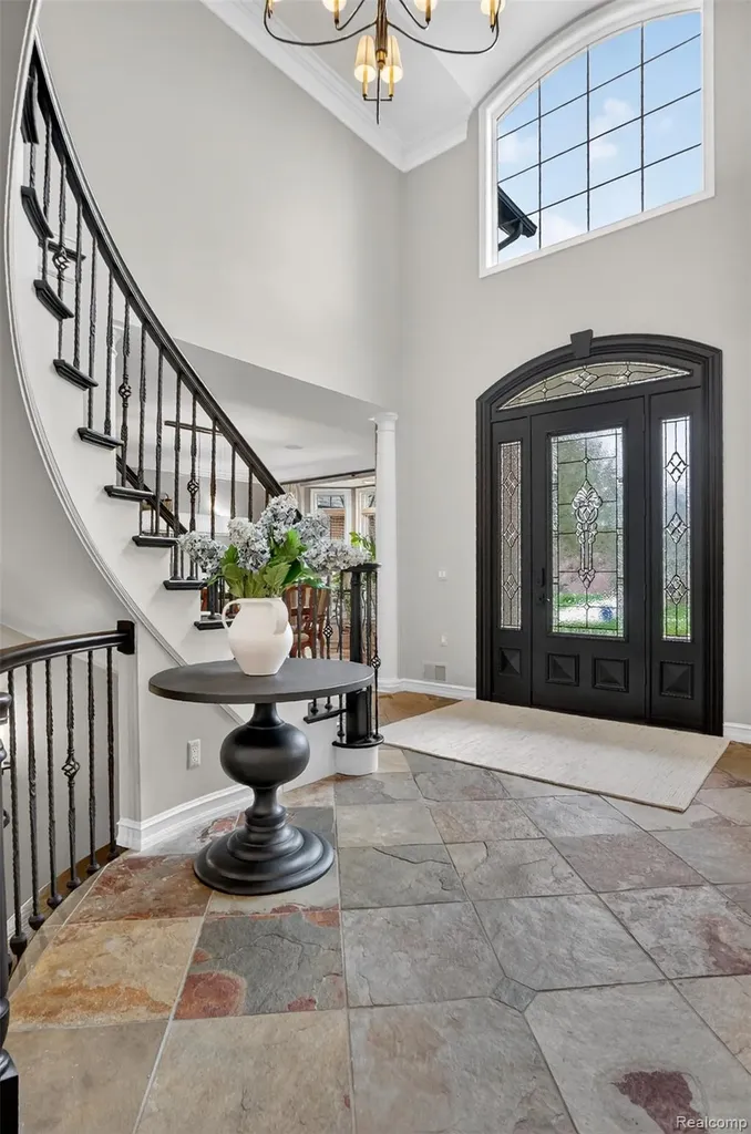 1867 Lincolnshire Drive Rochester Hills City MI 48309