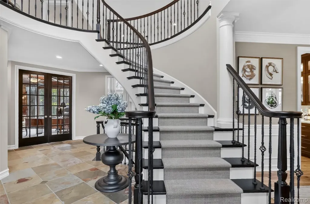 1867 Lincolnshire Drive Rochester Hills City MI 48309