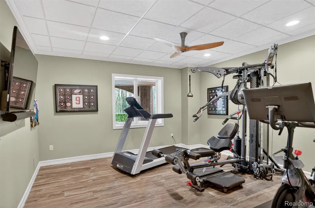 1867 Lincolnshire Drive Rochester Hills City MI 48309