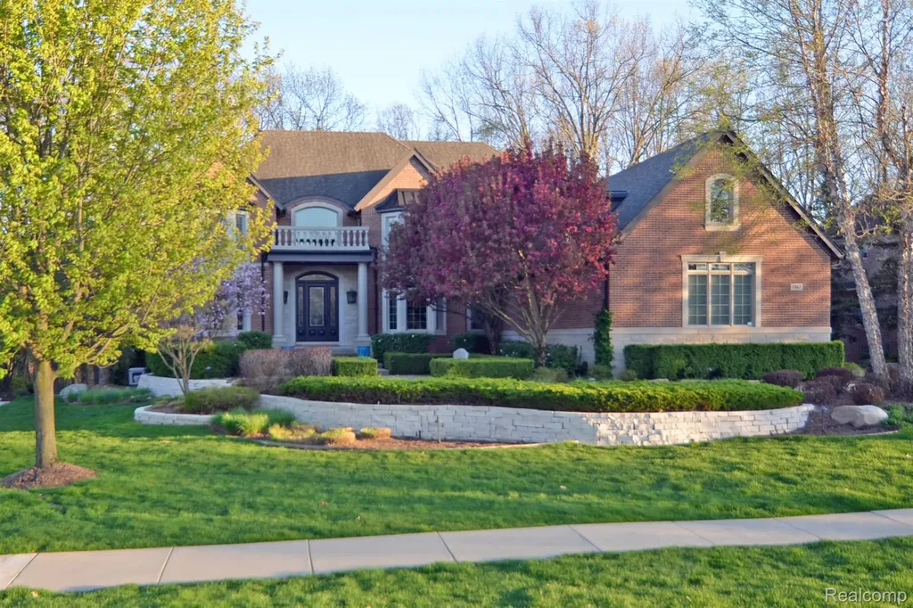 1867 Lincolnshire Drive Rochester Hills City MI 48309
