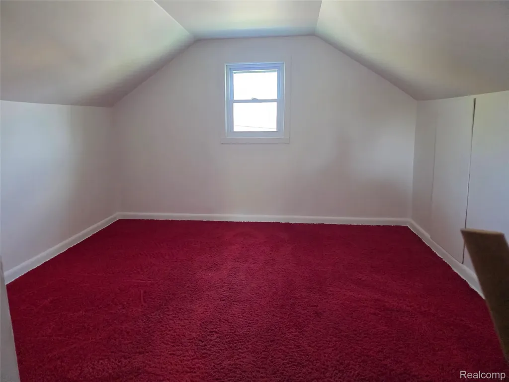 1236 Decamp Street Burton City MI 48529