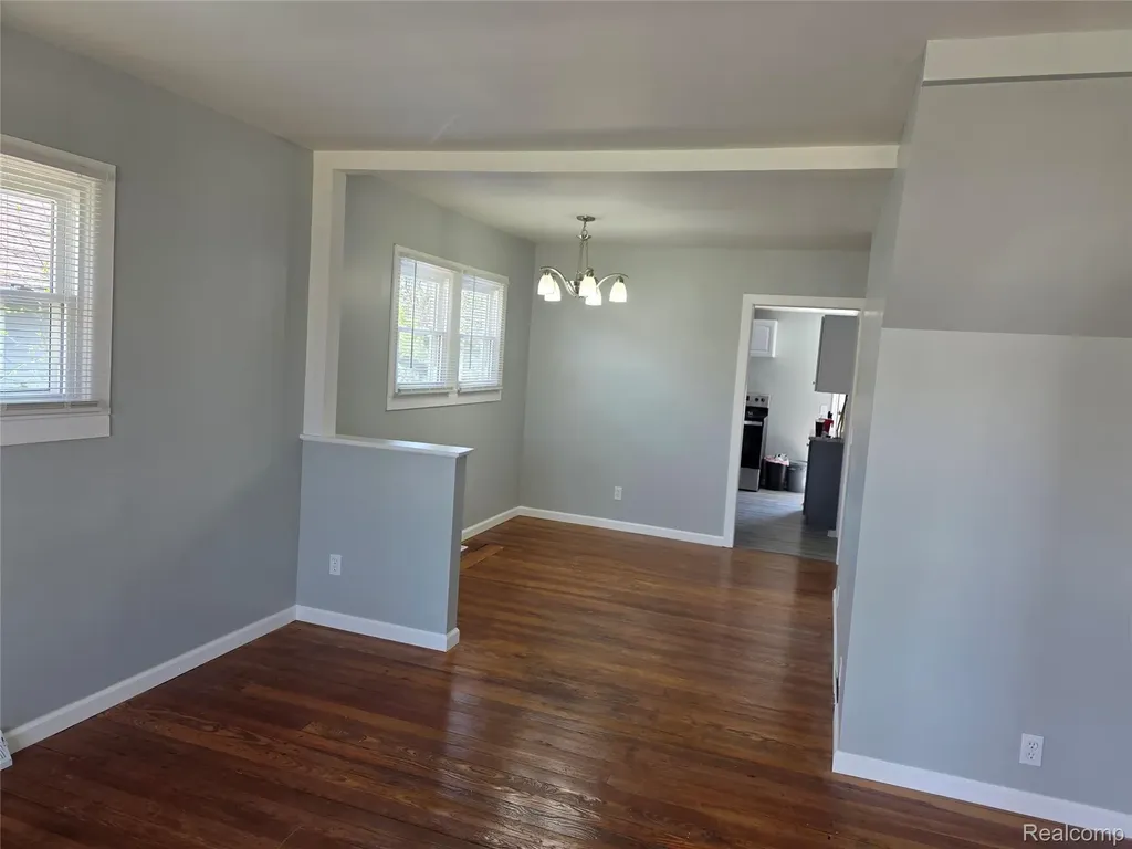 1236 Decamp Street Burton City MI 48529
