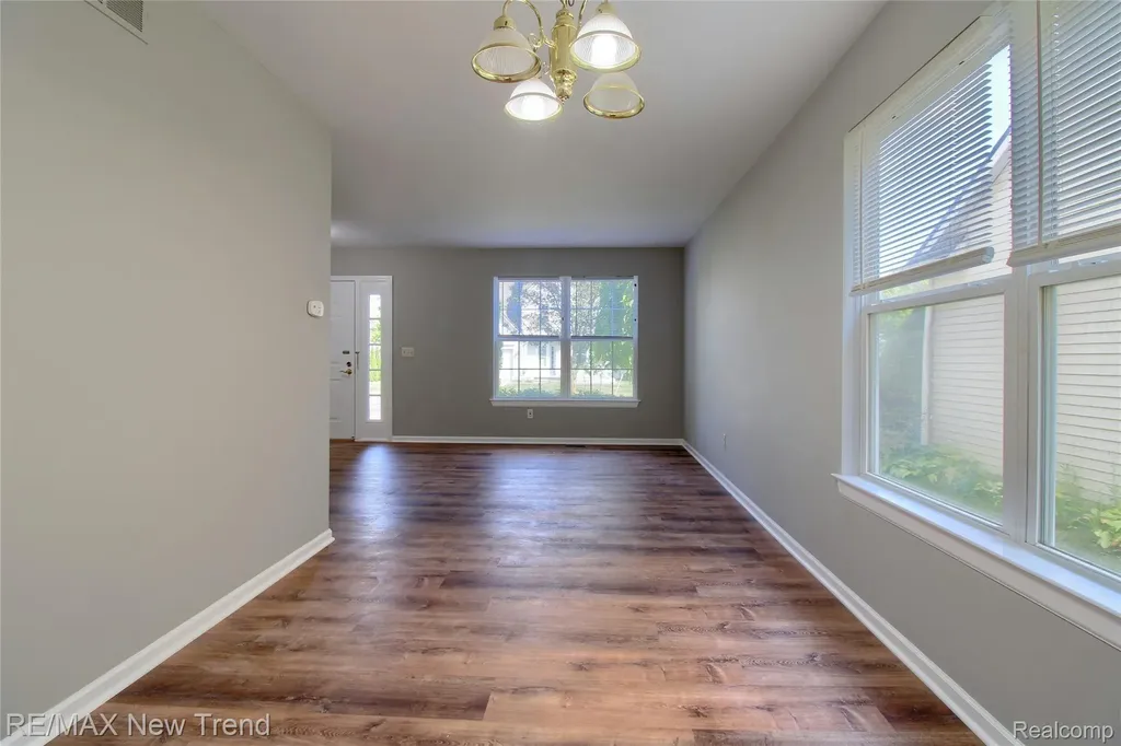 3241 Buckhorn Court Ann Arbor City MI 48105