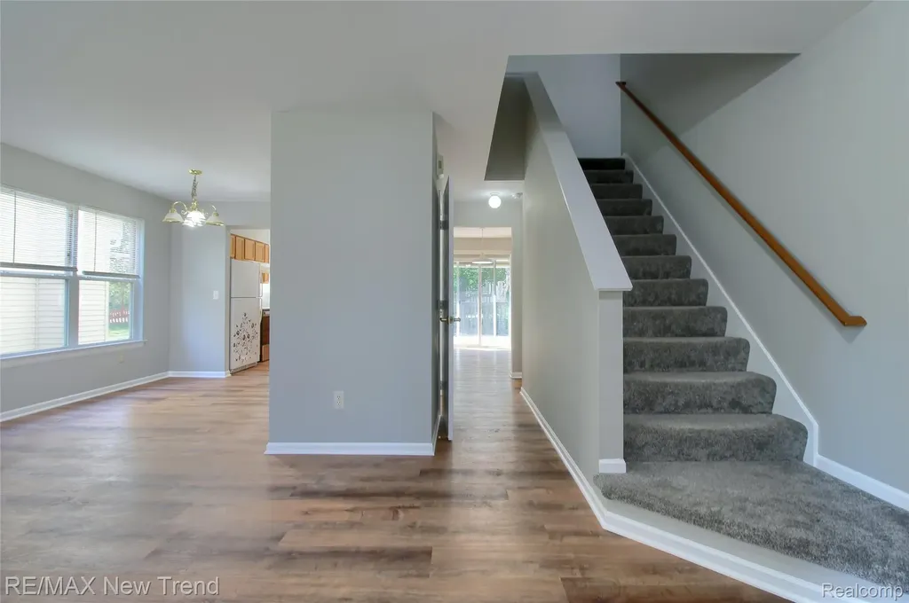 3241 Buckhorn Court Ann Arbor City MI 48105