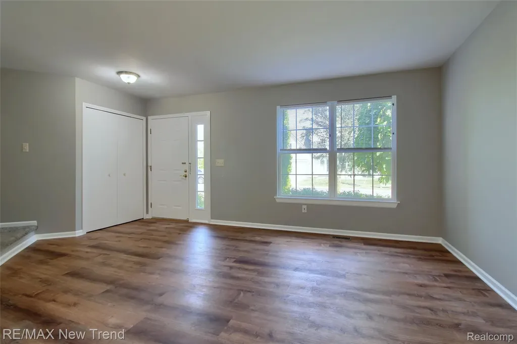3241 Buckhorn Court Ann Arbor City MI 48105