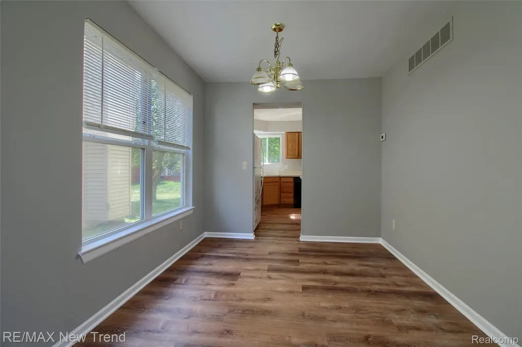 3241 Buckhorn Court Ann Arbor City MI 48105