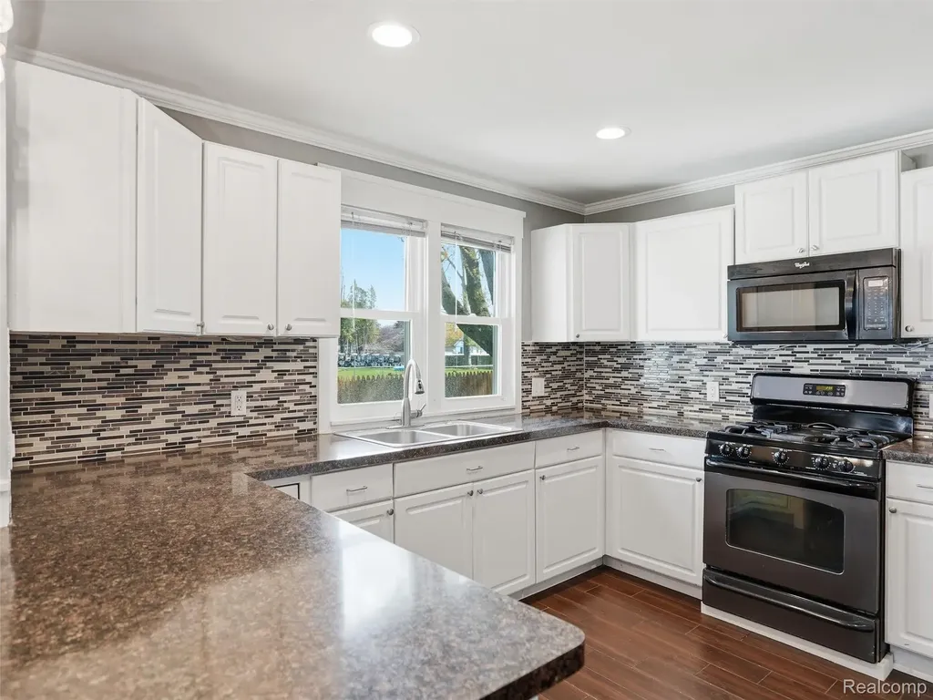 23564 Donaldson Street Clinton Charter Township MI 48035