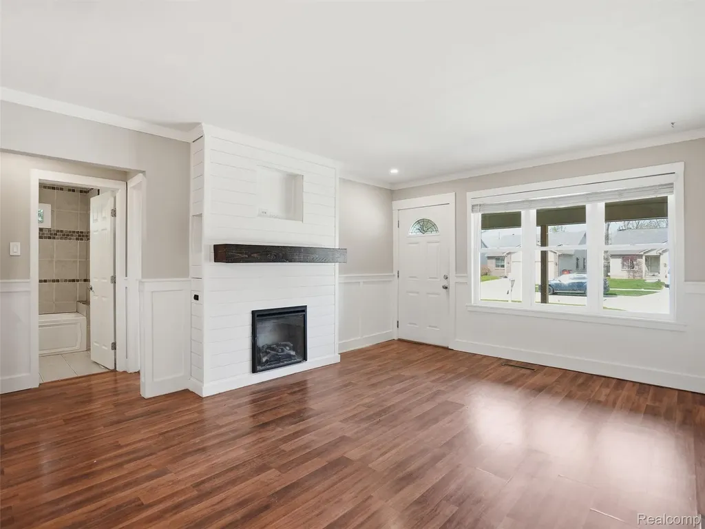 23564 Donaldson Street Clinton Charter Township MI 48035