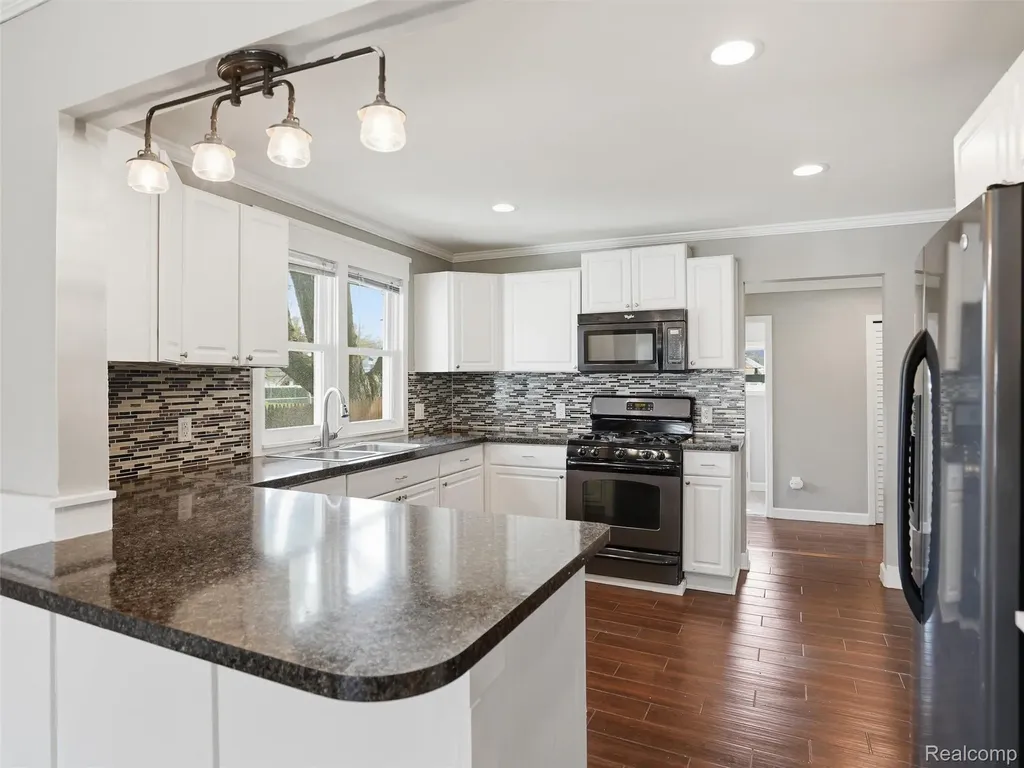 23564 Donaldson Street Clinton Charter Township MI 48035