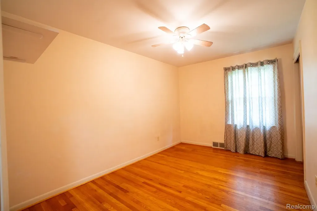 2960 Anna Court Trenton City MI 48183