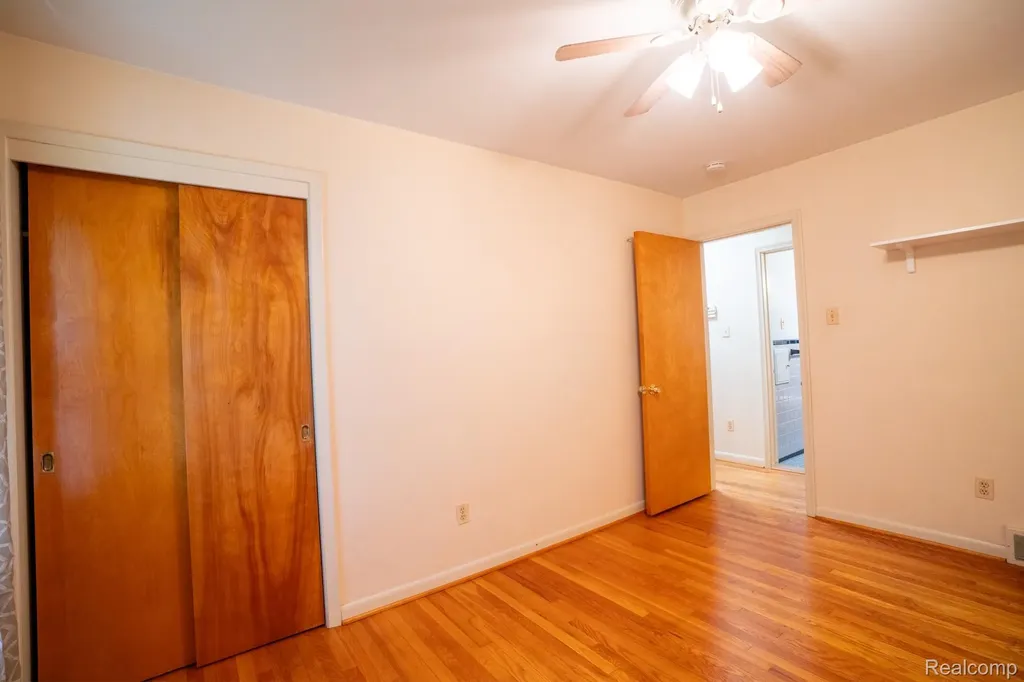 2960 Anna Court Trenton City MI 48183