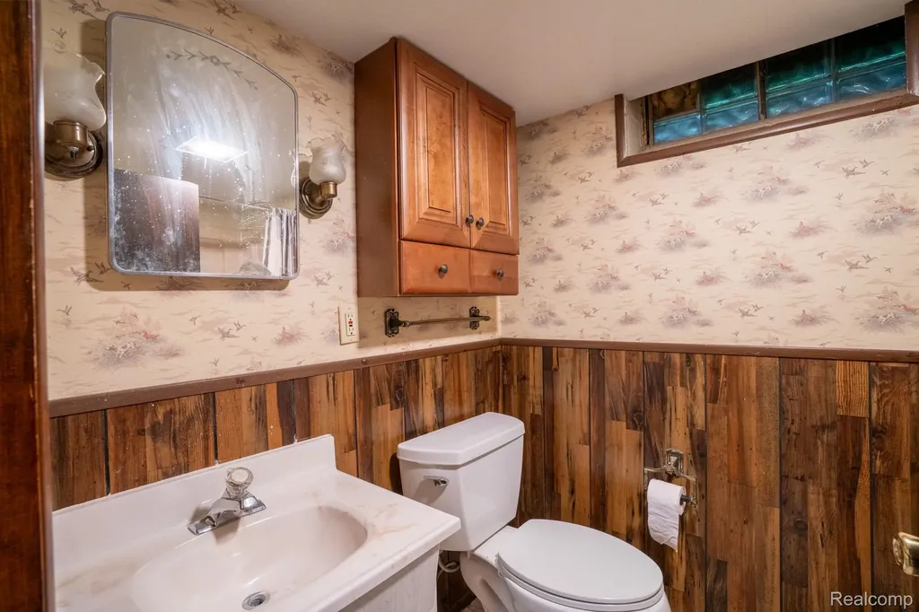 2960 Anna Court Trenton City MI 48183