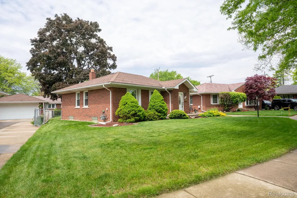 2960 Anna Court Trenton City MI 48183