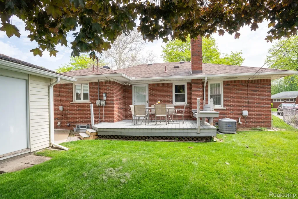 2960 Anna Court Trenton City MI 48183