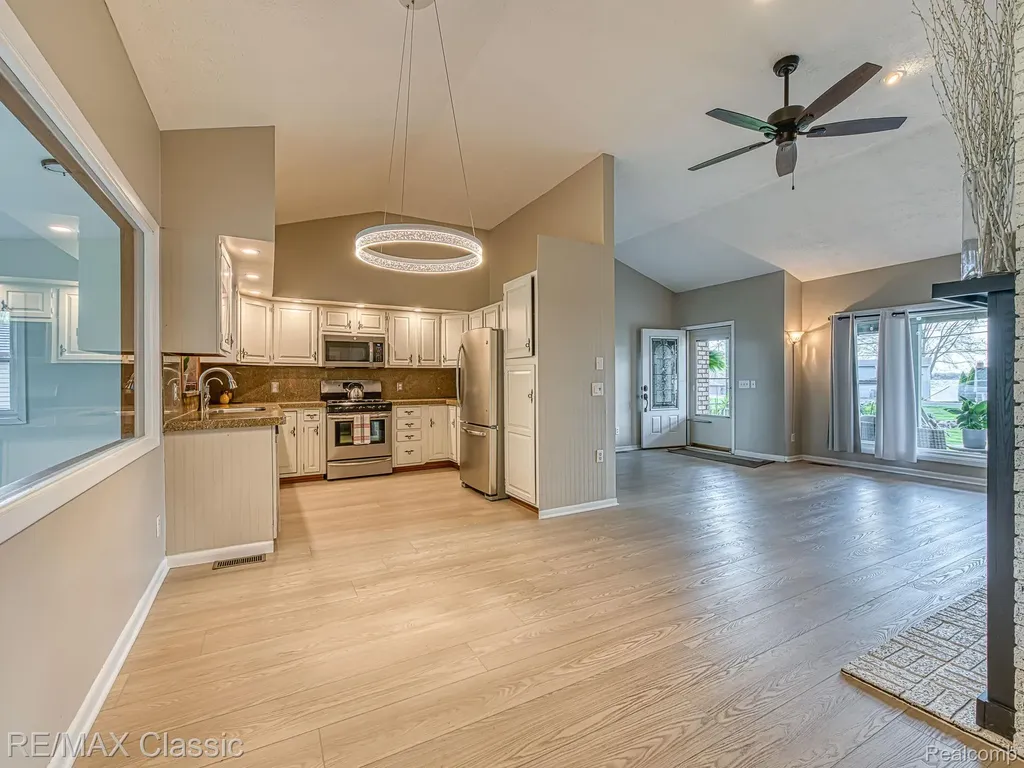 428 E Shore Drive Northfield Township MI 48189