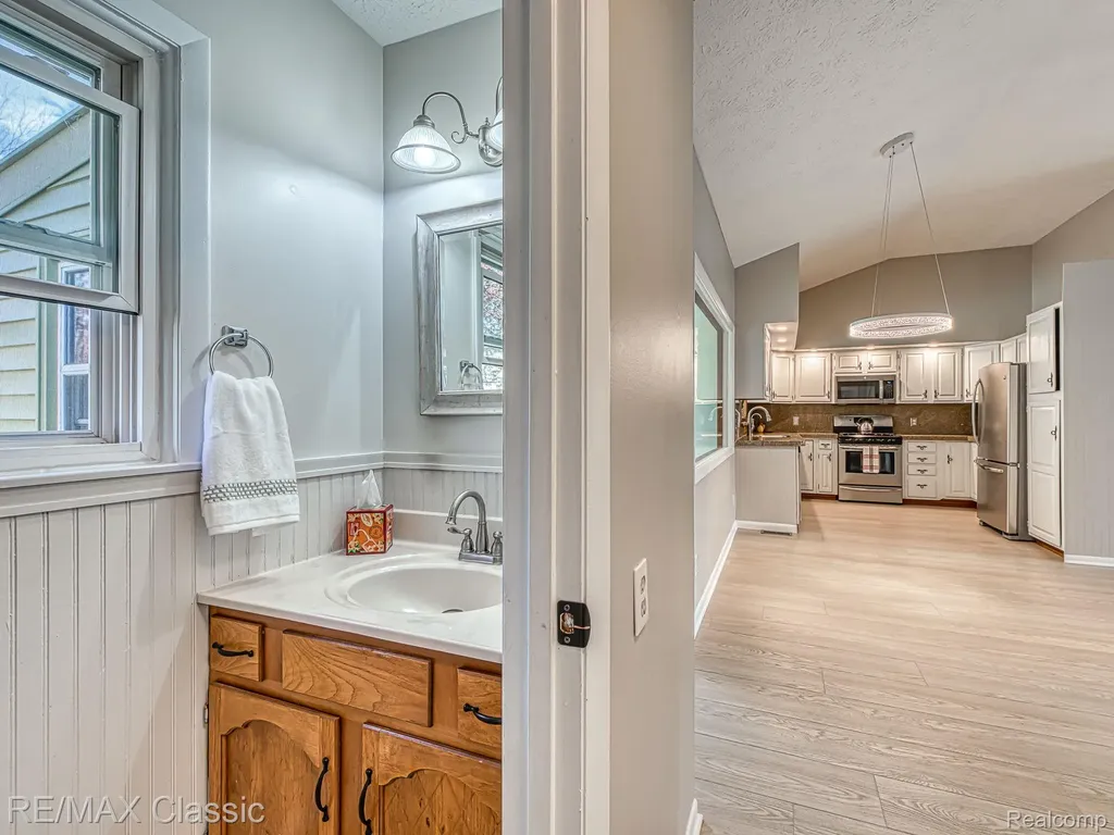 428 E Shore Drive Northfield Township MI 48189